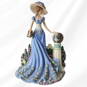 2/$50 Thomas Kinkade Garden of Prayer Figurine #1678A- Hamilton Collection